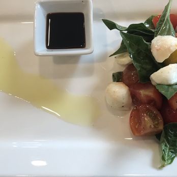 Forage - Caprese salad - Pizza Near Me - Newberg, Oregon Forage - Caprese salad - Pizza Near Me - Newberg, Oregon