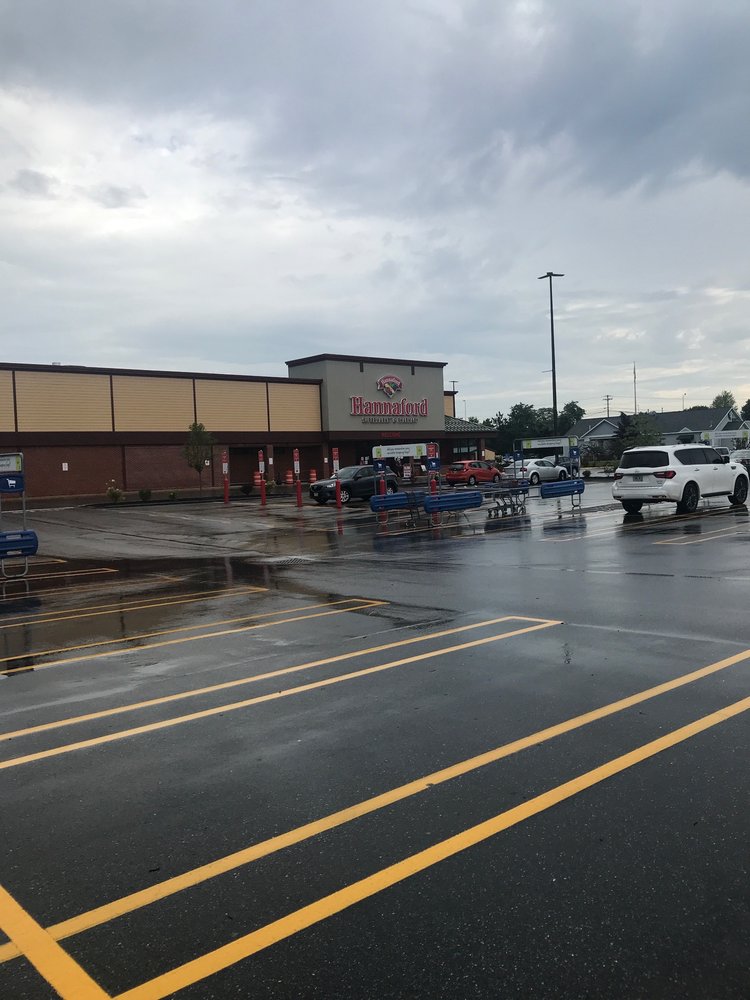 HANNAFORD Updated March 2024 15 Reviews 49 Topsham Fair Mall