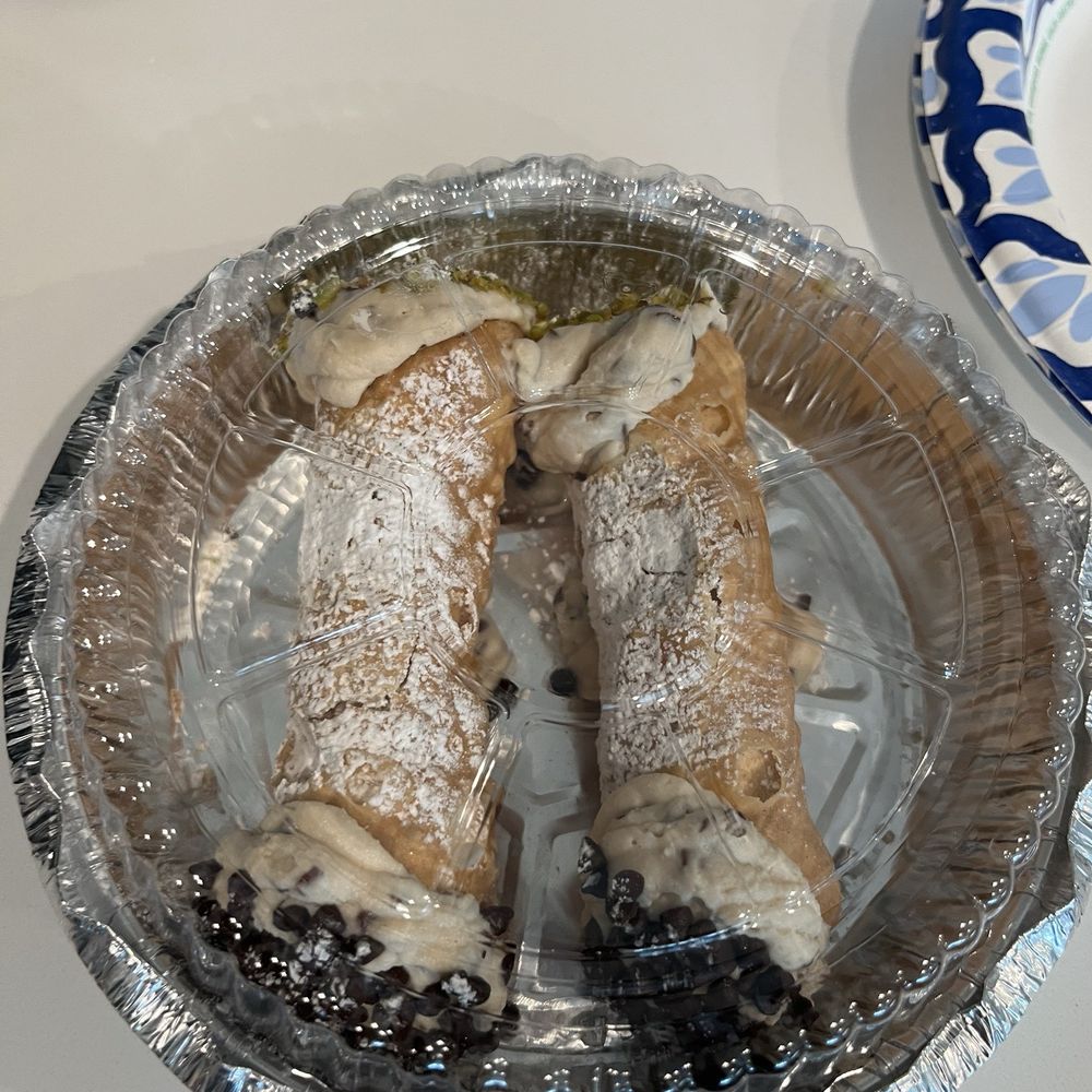 Good Pie - Take the cannolis - Pizza Near Me - Henderson, Nevada