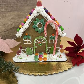 Catalina's Bake Shop - Gingerbread house - Bakeries Near Me - Huntington, New York