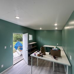 Gomez Energy Services - Shed lights and outlet install for craft room setup!