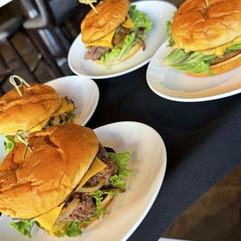 Five55 - Delicious burgers - Cocktail Bars Near Me - Monterey Park, California