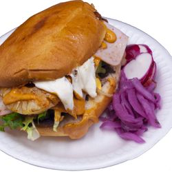 Eddie's Tacos & Hotdogs - TORTA HAWAIANA. chorizó ,queso,jamón,piña,queso Oaxaca (opcional lechuga &tomate)