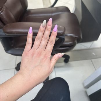 Lily's Nails And Spa - Nail Salons Near Me - Alhambra, California Lily's Nails And Spa - Nail Salons Near Me - Alhambra, California
