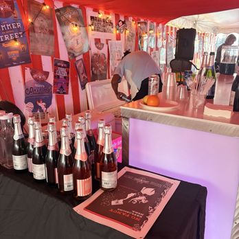 Circus Flora - Drinks for VIP tent - Performing Arts Near Me - Saint Louis, Missouri