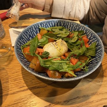 Gourmet Experience - Salad was great - Wine Bars Near Me - Alicante, A Gourmet Experience - Salad was great - Wine Bars Near Me - Alicante, A