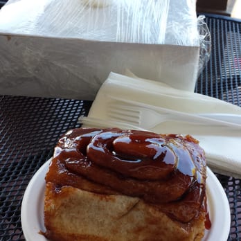 Cinnamon Roll Place - Aaaaaaaaah.....and it's still warm! It smells heavenly, and the cinnamon gooey goodness! Kapow! :) - Bakeries Near Me - Kihei, Hawaii Cinnamon Roll Place - Aaaaaaaaah.....and it's still warm! It smells heavenly, and the cinnamon gooey goodness! Kapow! :) - Bakeries Near Me - Kihei, Hawaii