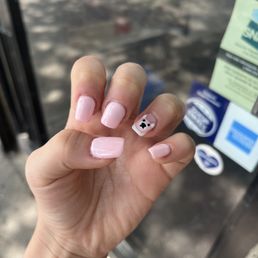 this lady named Susan did my nails probably the best I have had ever she was so nice I recommend this place