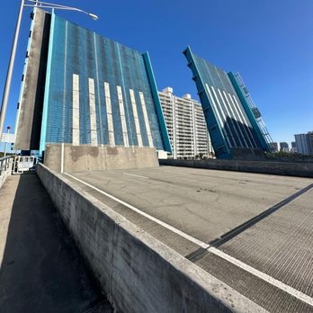 Sunrise Boulevard Bridge - Landmarks & Historical Buildings Near Me - Fort Lauderdale, Florida