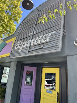 The Bywater by null