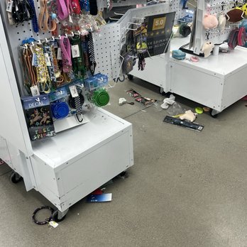 Five Below - Accessories Near Me - Fort Wayne, Indiana