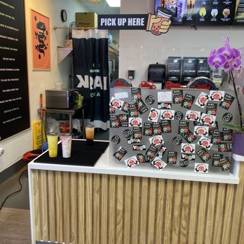 BobaHi - Pick up station - Coffee & Tea Near Me - Torrance, California BobaHi - Pick up station - Coffee & Tea Near Me - Torrance, California