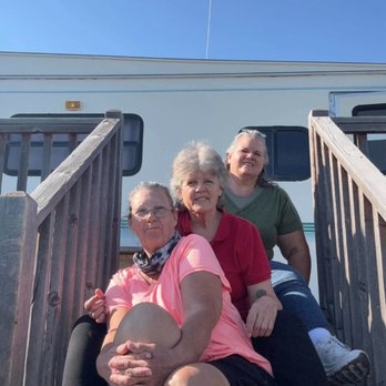 Crane Hot Springs - Sister trip , our camper we stayed in. - Resorts Near Me - Burns, Oregon
