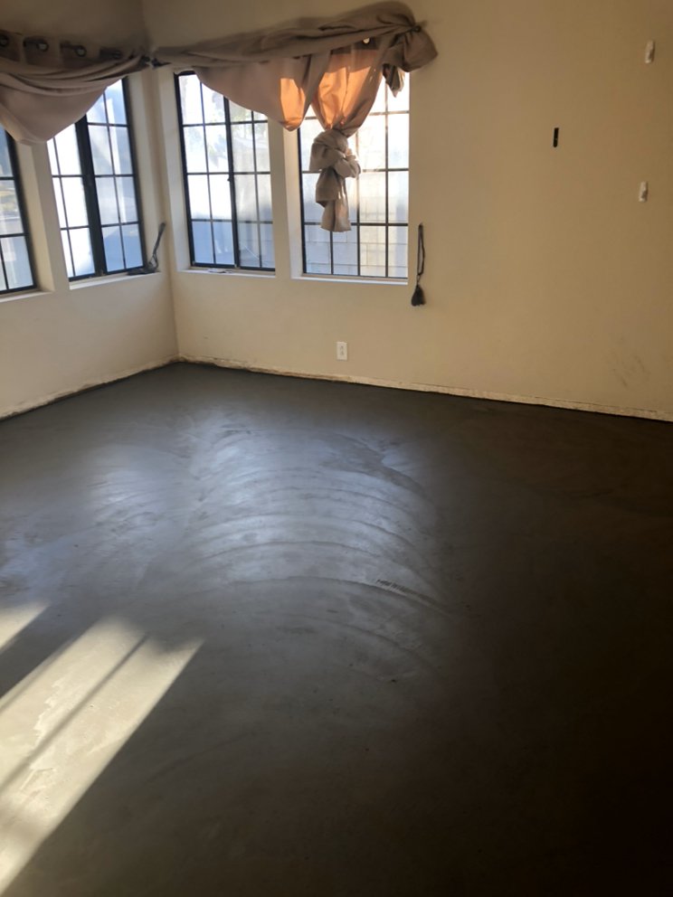 Slide of Legacy Concrete & Electrical