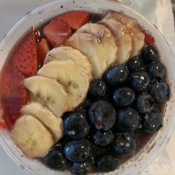 Geli’s Juices & Acai Bowls - OG bowl $8.99