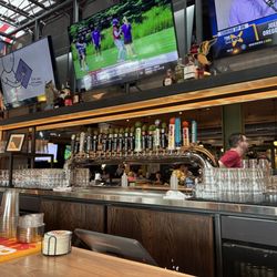 Bar taps