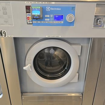Wedgwood Laundromat - Laundromat Near Me - Seattle, Washington
