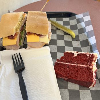 Merritt’s Bakery - Bakeries Near Me - Broken Arrow, Oklahoma