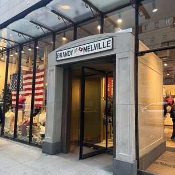 Brandy Melville - Women's Clothing Near Me - Chicago, Illinois