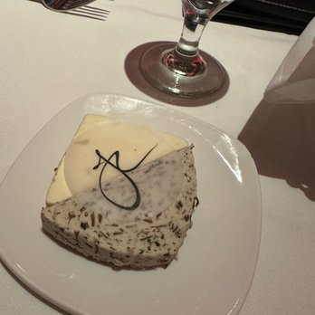 Jeff Ruby's Steakhouse - Cincinnati - Mushroom truffle butter- amazing! - Steakhouses Near Me - Cincinnati, Ohio Jeff Ruby's Steakhouse - Cincinnati - Mushroom truffle butter- amazing! - Steakhouses Near Me - Cincinnati, Ohio