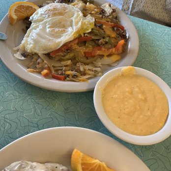 Home Grown - Potatoes and eggs with cheese grits - Diners Near Me - Atlanta, Georgia Home Grown - Potatoes and eggs with cheese grits - Diners Near Me - Atlanta, Georgia