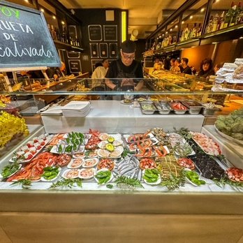 VINITUS - Updated May 2025 - 1410 Photos & 425 Reviews - Carrer Del ...