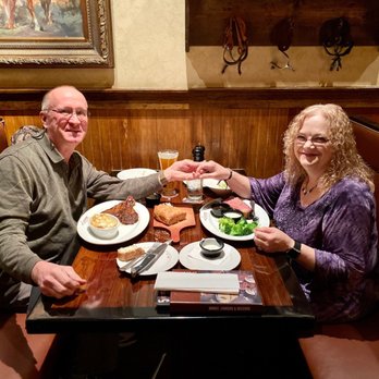 Cheddar's Scratch Kitchen - Us enjoying dinner - American Near Me - Morgantown, West Virginia