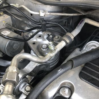 Callaway's Automotive - Close up of cap off - Auto Repair Near Me - North Richland Hills, Texas