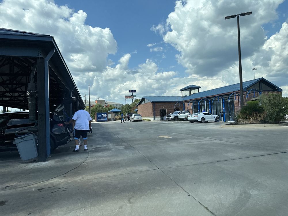 TIDAL WAVE AUTO SPA MCDONOUGH Updated September 2024 23 Reviews 42 Hwy 81 W, McDonough