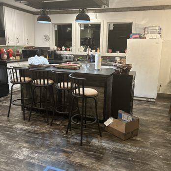 Brewer Quality Homes - You can see that is perfect position for where that thing would've fell when it swing left right off and slid.off - Mobile Home Dealers Near Me - Bossier City, Louisiana
