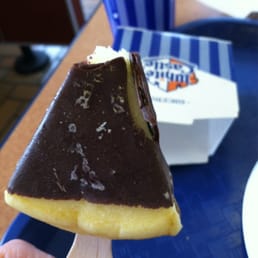 Mini cheesecake on a stick Mini cheesecake on a stick