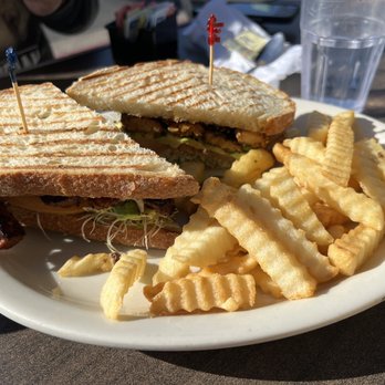 Millie's Cafe - Pasadena - Vegan BLT - Breakfast & Brunch Near Me - Pasadena, California Millie's Cafe - Pasadena - Vegan BLT - Breakfast & Brunch Near Me - Pasadena, California