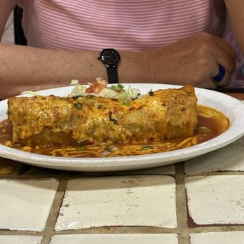 Rosa's Mexican Food Restaurant - Ground Beef burrito, enchilada style - Mexican Near Me - Tucson, Arizona Rosa's Mexican Food Restaurant - Ground Beef burrito, enchilada style - Mexican Near Me - Tucson, Arizona