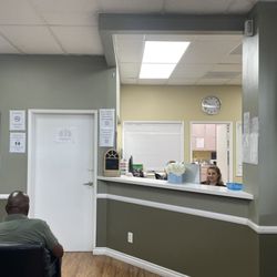 Maria Auxiliadora Medical Group - I don't know why this clinic has 1 star!!! Someone must be a grouch.