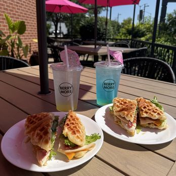 Berrymore - Juice Bars & Smoothies Near Me - Niagara Falls, Ontario Berrymore - Juice Bars & Smoothies Near Me - Niagara Falls, Ontario