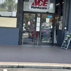 Aventura Ace Hardware