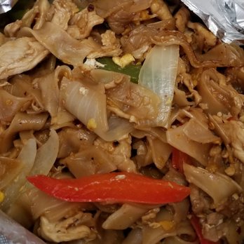 Pacific Thai Cuisine - Combo Drunken Noodles 5/5 - Thai Near Me - Oldsmar, Florida Pacific Thai Cuisine - Combo Drunken Noodles 5/5 - Thai Near Me - Oldsmar, Florida