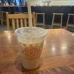 Iced Maple Latte