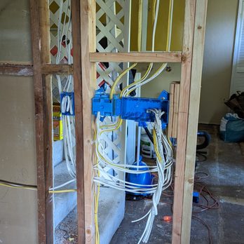 Luminator Electric - Electricians Near Me Luminator Electric - Electricians Near Me