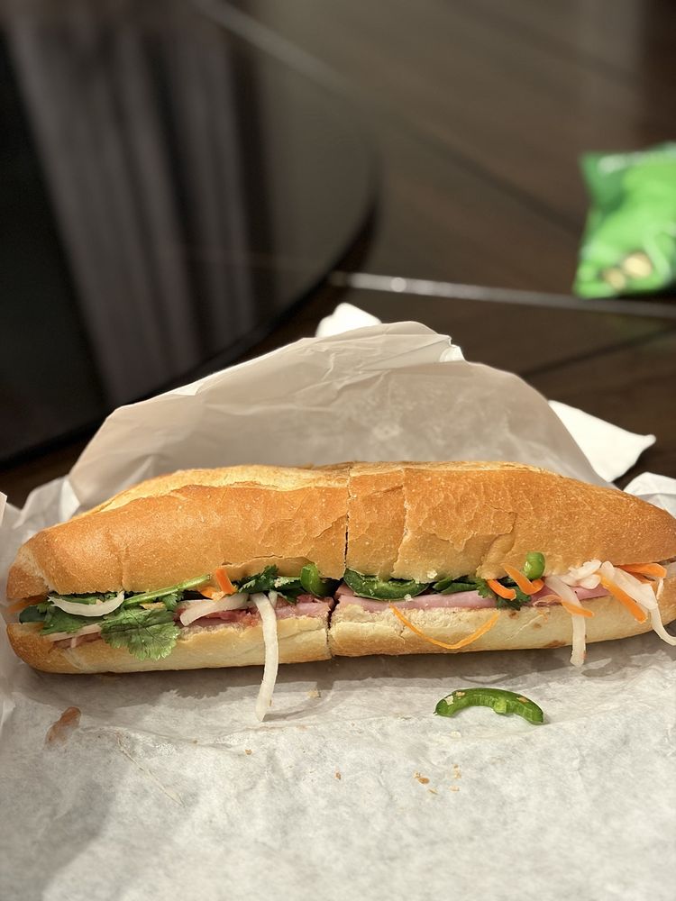 Saigon Baguette - Photo 3