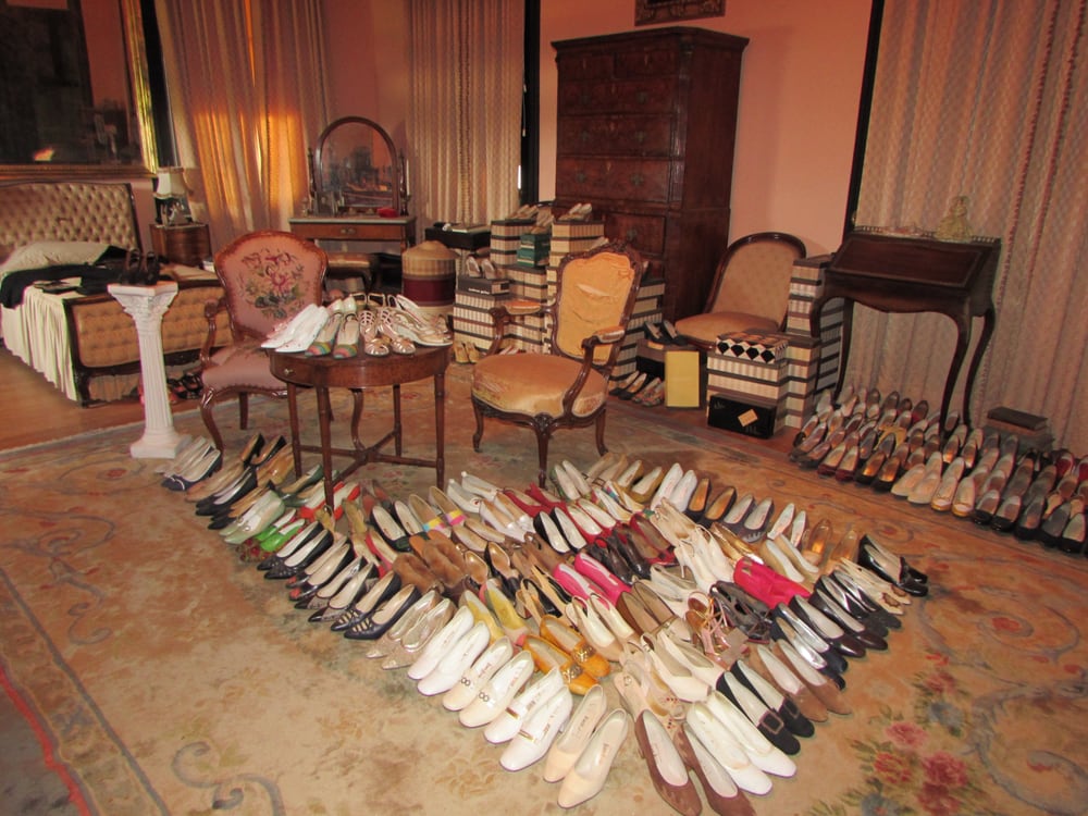 Ace Of Clubs House