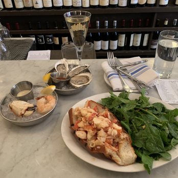 Neptune Oyster - Oysters, crab claw, lobster roll - Seafood Near Me - Boston, Massachusetts Neptune Oyster - Oysters, crab claw, lobster roll - Seafood Near Me - Boston, Massachusetts
