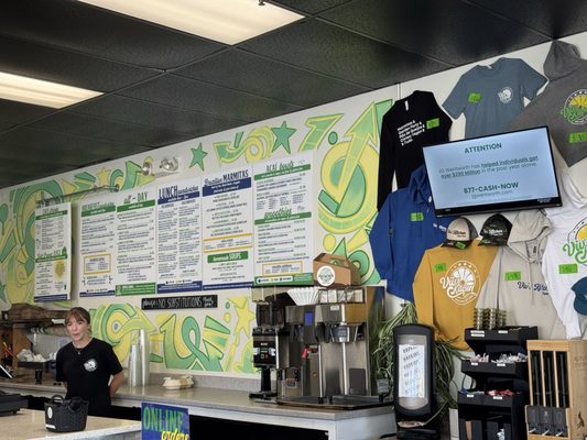 Viv's Kitchen & Juice Bar by null