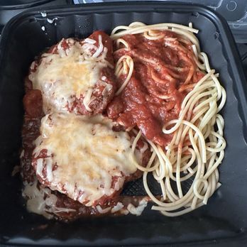 Olive Garden Italian Restaurant - I ordered a different type of pasta and got this - Italian Near Me - Clovis, California Olive Garden Italian Restaurant - I ordered a different type of pasta and got this - Italian Near Me - Clovis, California