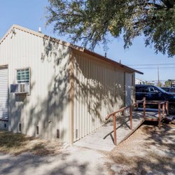 J's RV Park - Laundry building