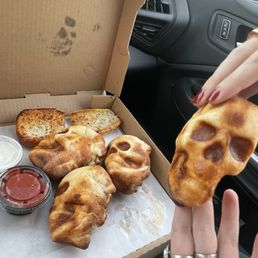 Pizza skulls Pizza skulls