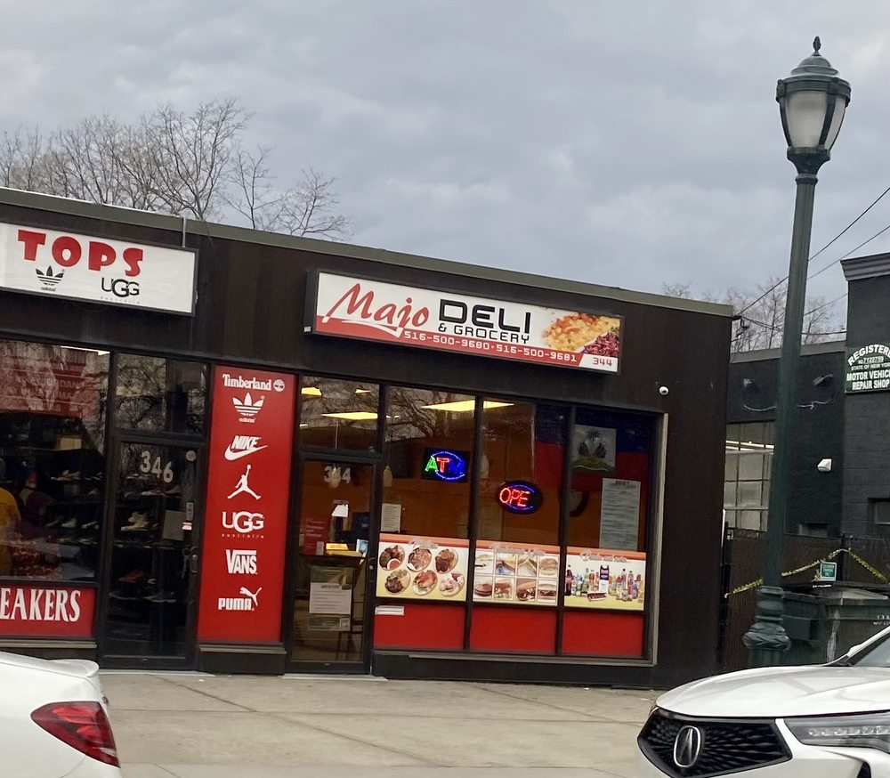 Majo Deli & Groceries Logo