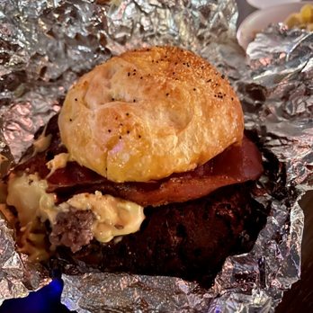 United States Burger Service - Double smash with bacon - Burgers Near Me - Miami, Florida United States Burger Service - Double smash with bacon - Burgers Near Me - Miami, Florida