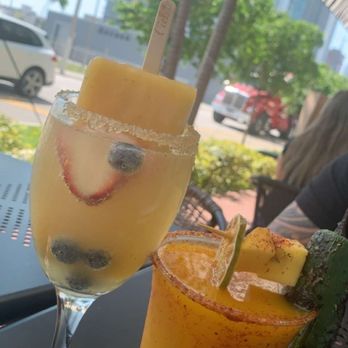 Bistro Cafe - Maracuya Mimosa & Spicy Mango Margarita - Breakfast & Brunch Near Me - Miami, Florida