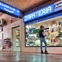 Calzados Juven - Zapatería Calzados Juven, en el interior de la Plaza Pau Casals, 6. Rivas Vaciamadrid.